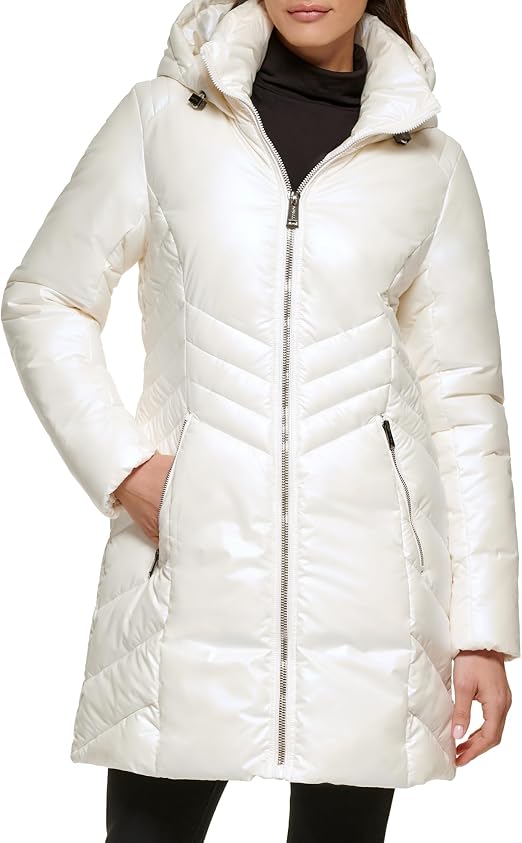 GUESS Women's Duvet Puffer Hooded Water Resistant Coat