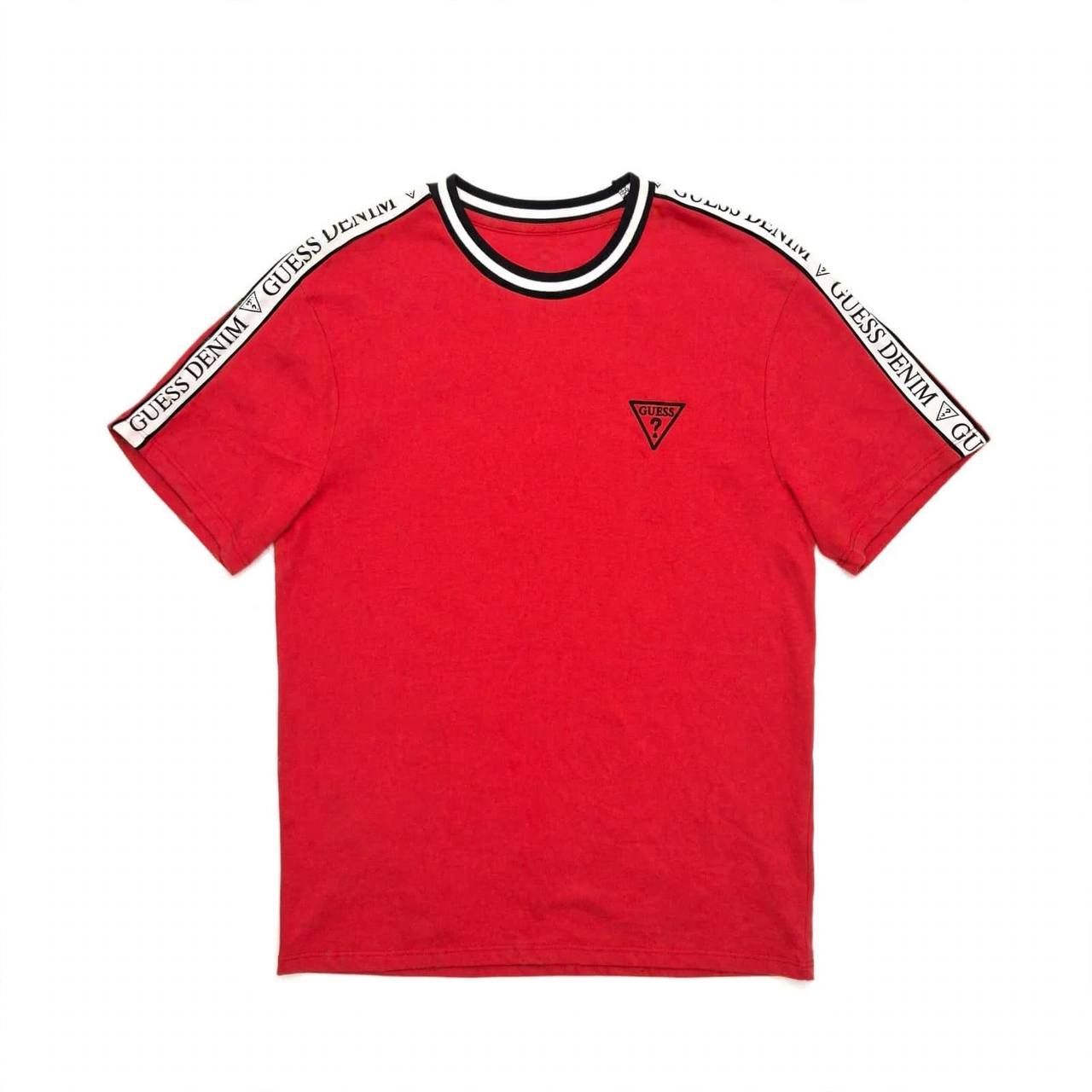 T-shirt GUESS 004