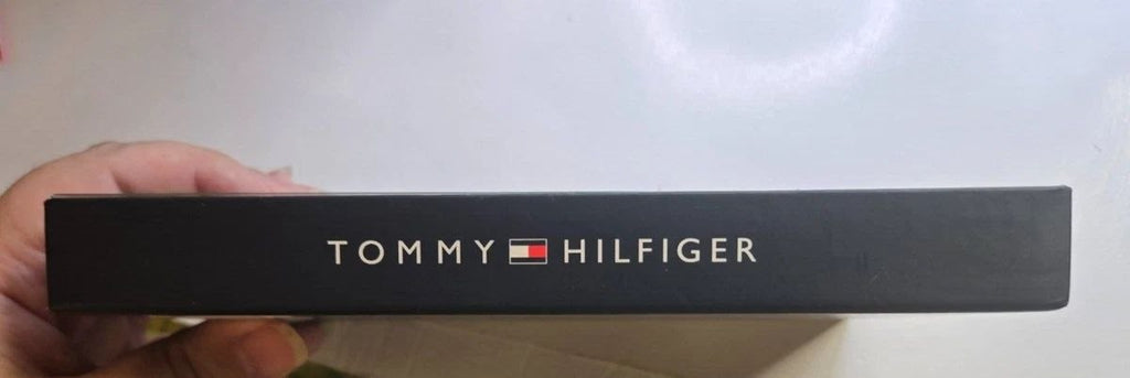 Tommy Hilfiger Womens Black Wristlet Purse Clutch with Card Holder NEW
