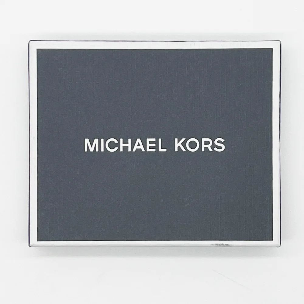 Michel Kors Men Leather Wallet Black Pattern